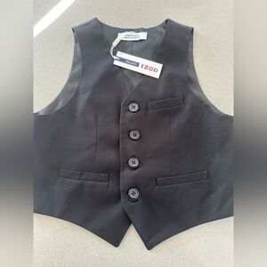 NWT Izod boys black Vest size Medium